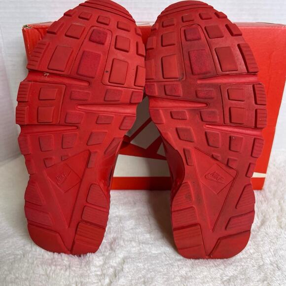Nike Huarache Run SZ 5.5Y University Red 654275-600 (2B-102) - Picture 6 of 7